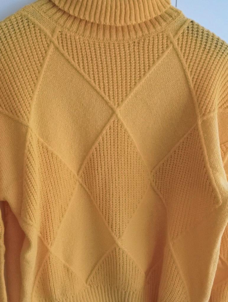 Gele damestrui met col, Ophalen of Verzenden, Nieuw, Geel, Trui of Vest