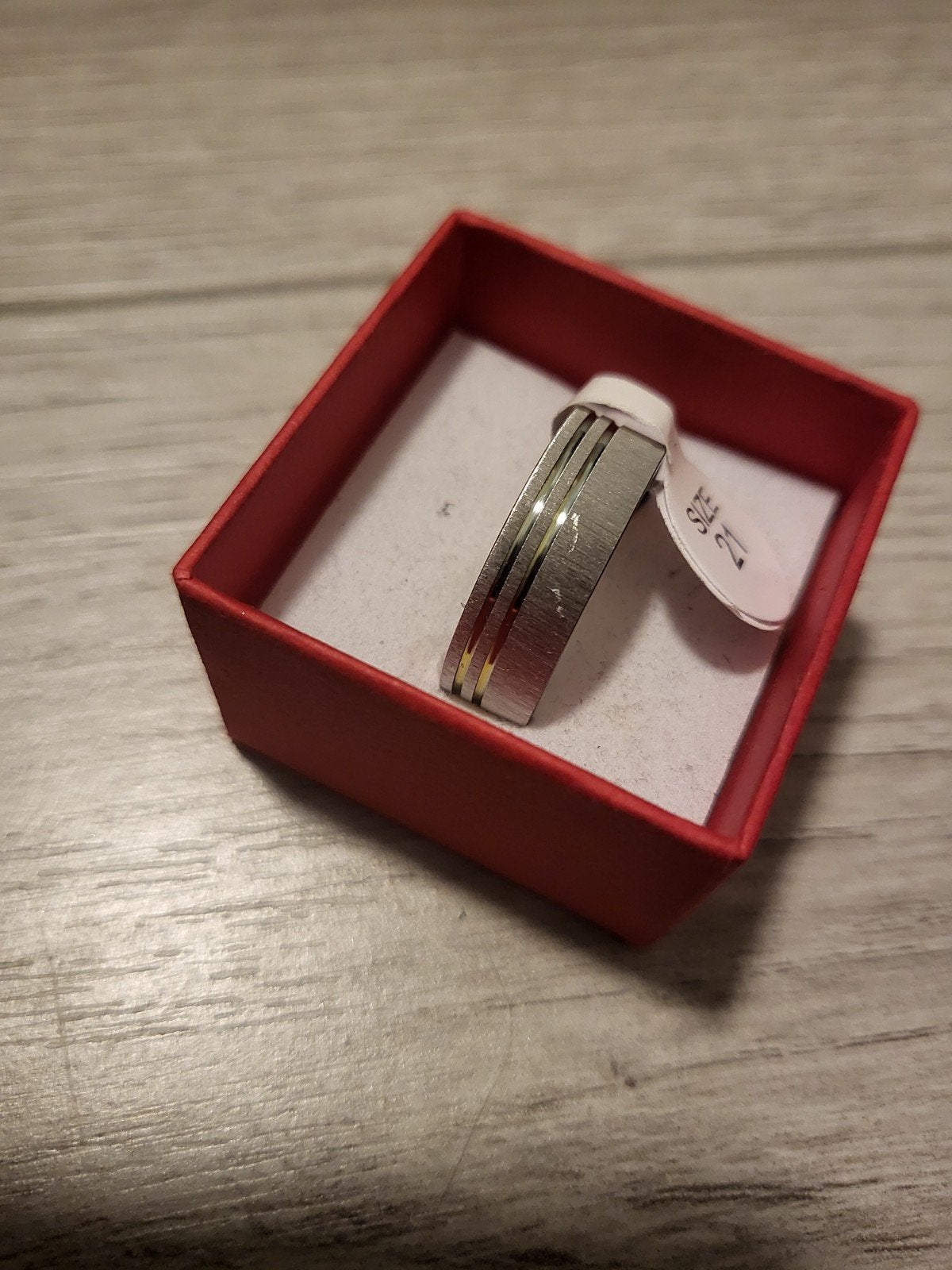 Nieuwe zilverkleurige ring, maat 21, 20 of groter, IJzer of Staal, Nieuw, Ophalen of Verzenden