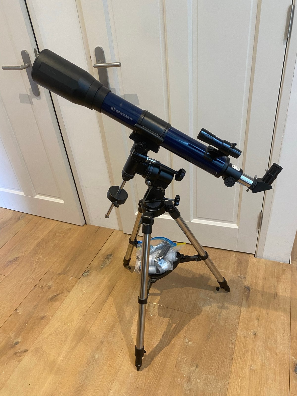 Bresser telescoop Jupiter met Statief en Accessoir, Gebruikt, Lenzentelescoop (refractor), Met statief, Ophalen of Verzenden