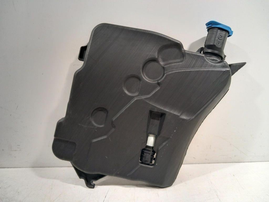 Ruitensproeierreservoir voor BMW Z4, Onderdelen@venauto.nl, Van der Ven Autorecycling B.V., Gebruikt, Ettenseweg 76, 4706 PB Roosendaal, The Netherlands