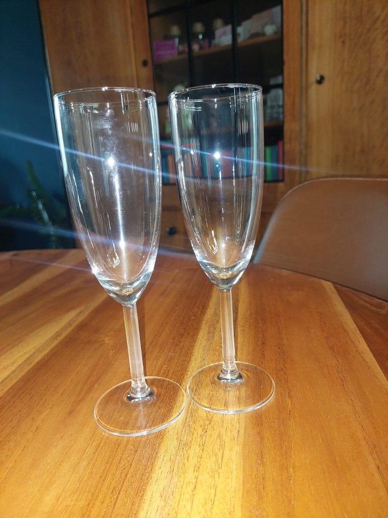 Champagneglazen te huur – 40 stuks | Slechts €8 per krat, Ophalen, Zo goed als nieuw, Overige