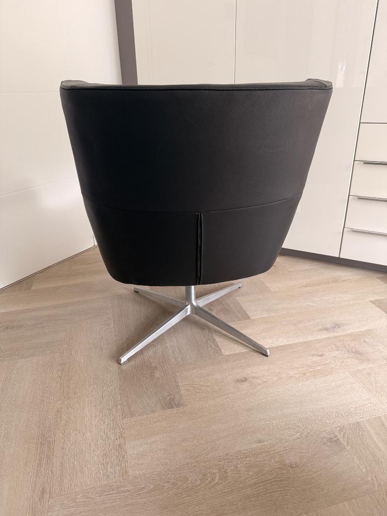 Zwart leren fauteuil, Huis en Inrichting, Ophalen, 75 tot 100 cm, Zo goed als nieuw, Modern