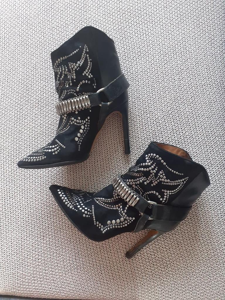 Isabel Marant ankleboots Maat 37, Isabel Marant, Zwart, Lage of Enkellaarzen, Ophalen of Verzenden