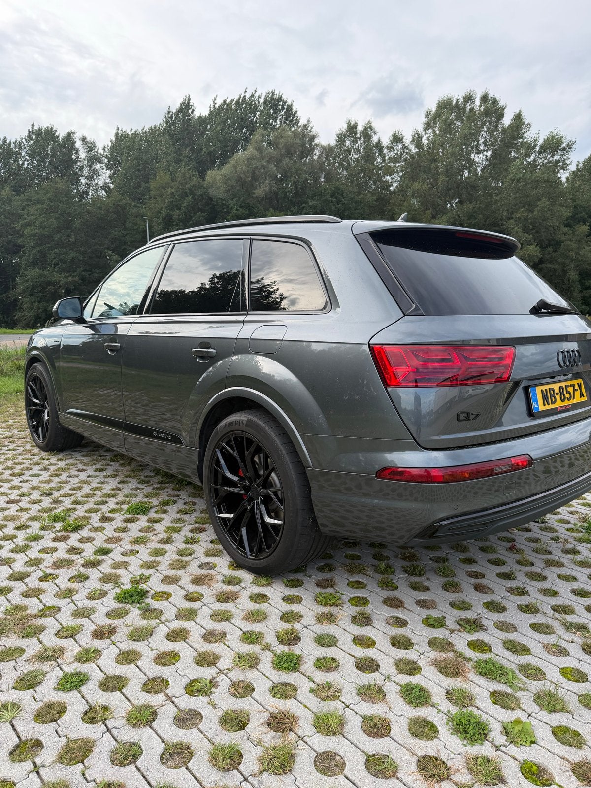 Audi Q7 3.0 TDI 374pk E-tron Quattro Tiptronic 2016 Grijs, Automaat, 258 pk, 2420 kg, Particulier