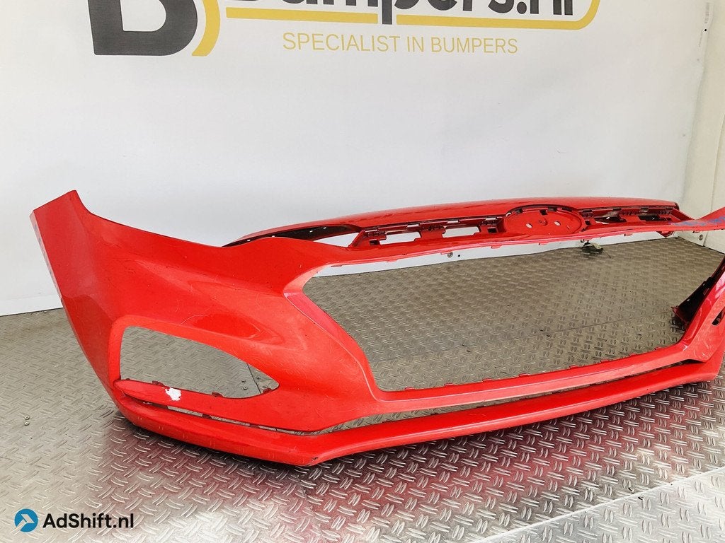 Bumper Hyundai i20 Facelift 2017-2021 86511-C8AA0 Voorbumper, Bumper