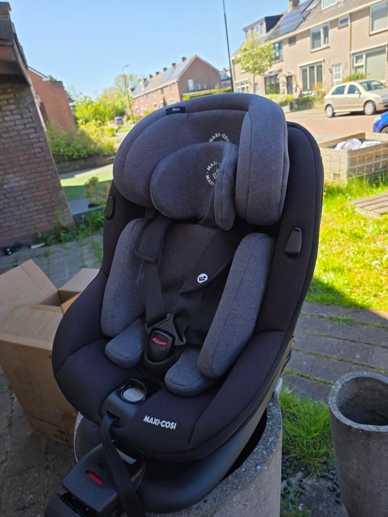 Maxi Cosi autostoel 360 graden draaibaar met ligstand, Kinderen en Baby's, Autostoeltjes, Gebruikt, Maxi-Cosi, 9 t/m 18 kg, Isofix