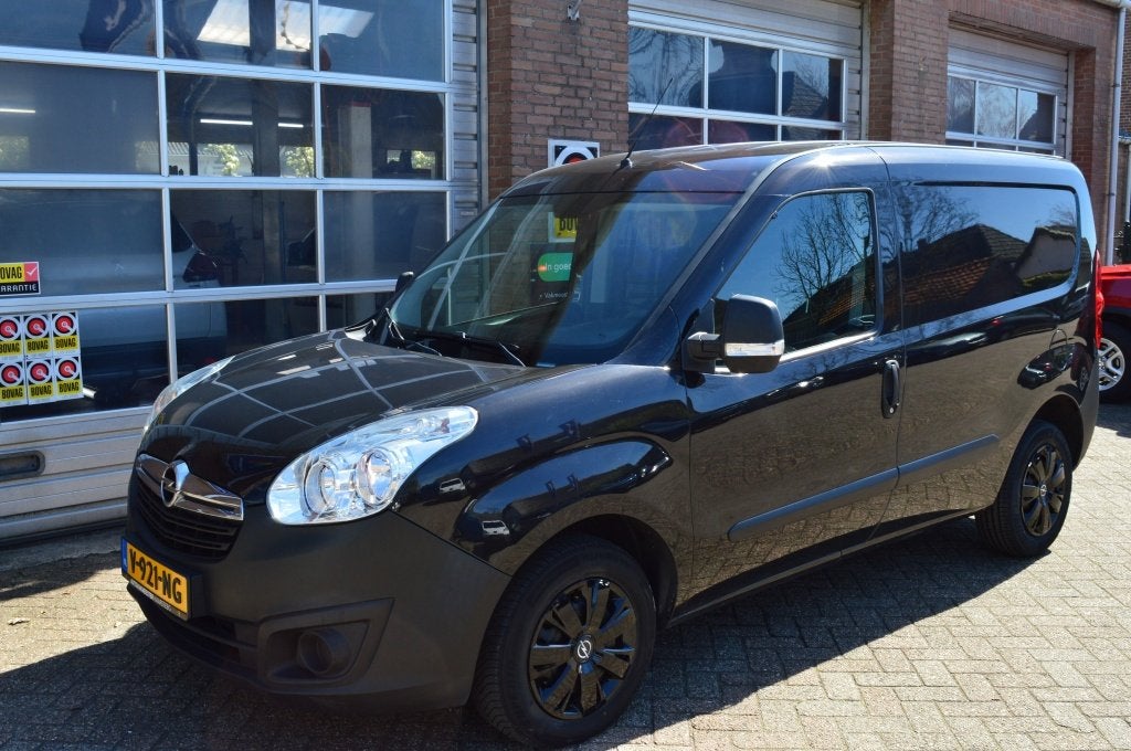 Opel Combo 1.3 CDTi L1H1 Edit. Airco, Achterdeuren, Auto's, Bestelauto's, Stof, Gebruikt, Euro 6, Zwart