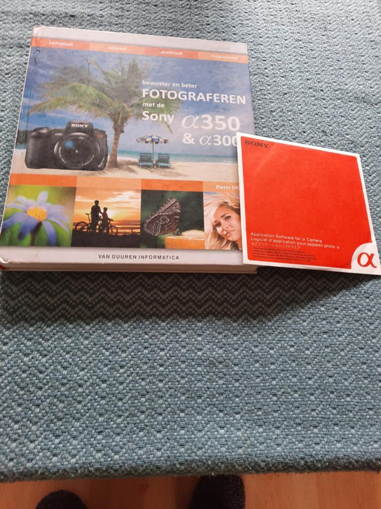 Boek: Bewuster en beter fotograferen met Sony α350 & α300, Boeken, Ophalen of Verzenden, Zo goed als nieuw, Techniek, Pieter Dhaeze