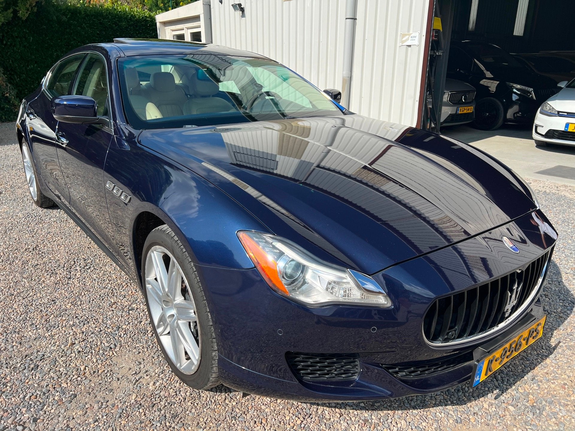Maserati Quattroporte 3.0 S Q4 411PK LEER.CAM.NAVI.DAKJE.XEN, Auto's, Automaat, Euro 5, Gebruikt, Beige