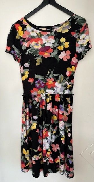 Zomer Jurkje van Cisos, maat 34 nog nieuw (Am25), Zwart, Nieuw, Ophalen of Verzenden, Maat 34 (XS) of kleiner