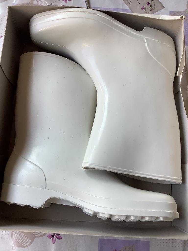 Dames laarzen, Kleding | Dames, Schoenen, Ophalen of Verzenden, Zo goed als nieuw, Wit