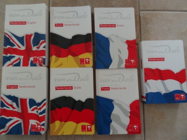 Van Dale Nederlands- Frans- Duits- Engels woordenboeken, Boeken, Woordenboeken, Ophalen of Verzenden, Zo goed als nieuw, Van Dale