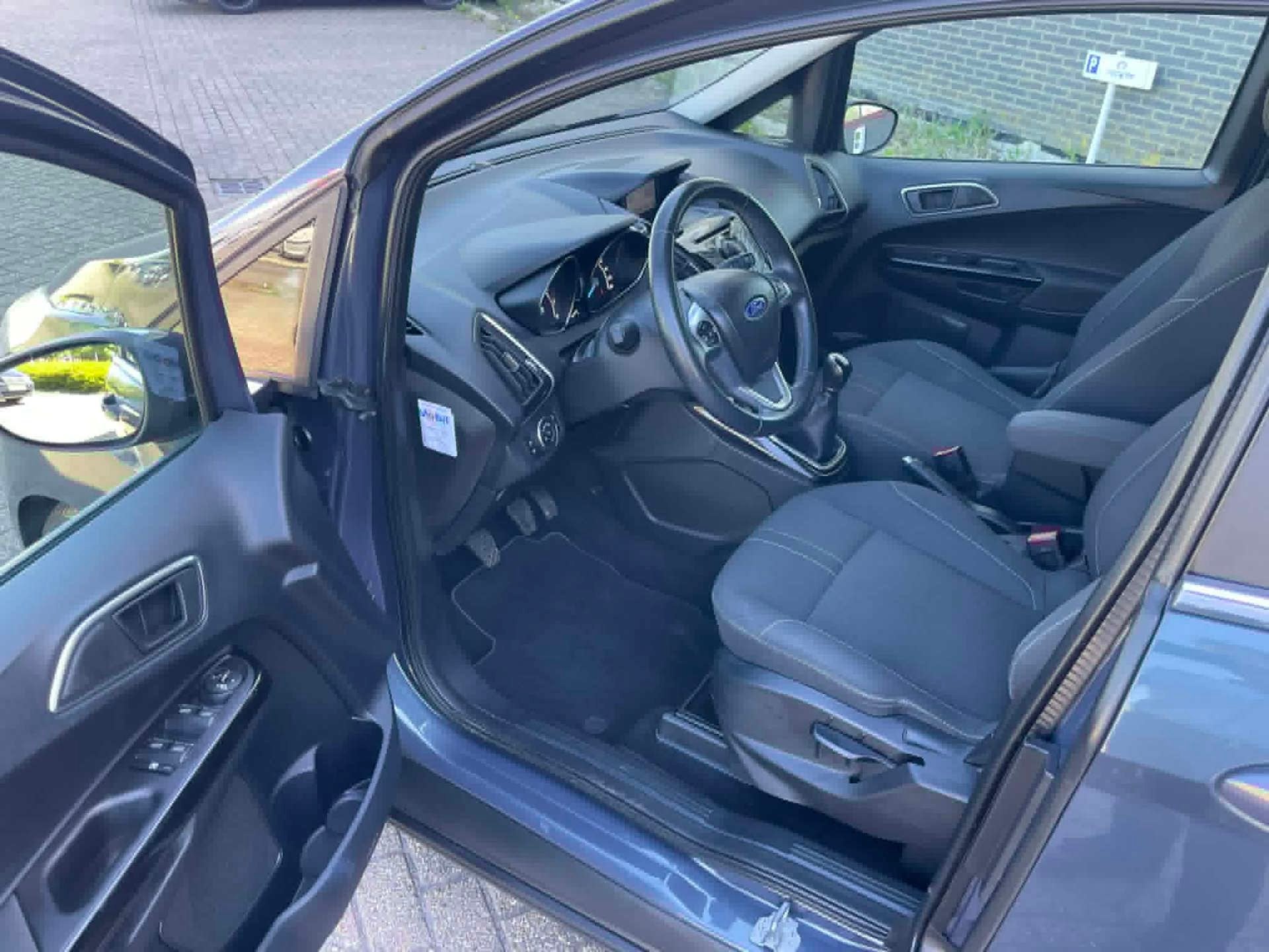 Ford B-Max 1.0 EcoBoost Titanium / camera, Auto's, Voorwielaandrijving, Euro 5, Gebruikt, Origineel Nederlands