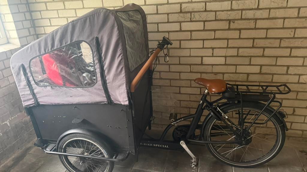 Elektriche troy bakfiets, 4 kinderen of meer, Gebruikt, Huif, Ophalen