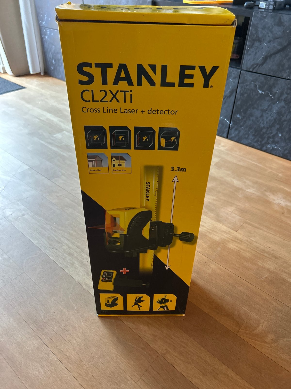 Stanley CL2XTi Kruislijnlaser met detector, Doe-het-zelf en Verbouw, Meetapparatuur, Ophalen of Verzenden, Nieuw, Licht