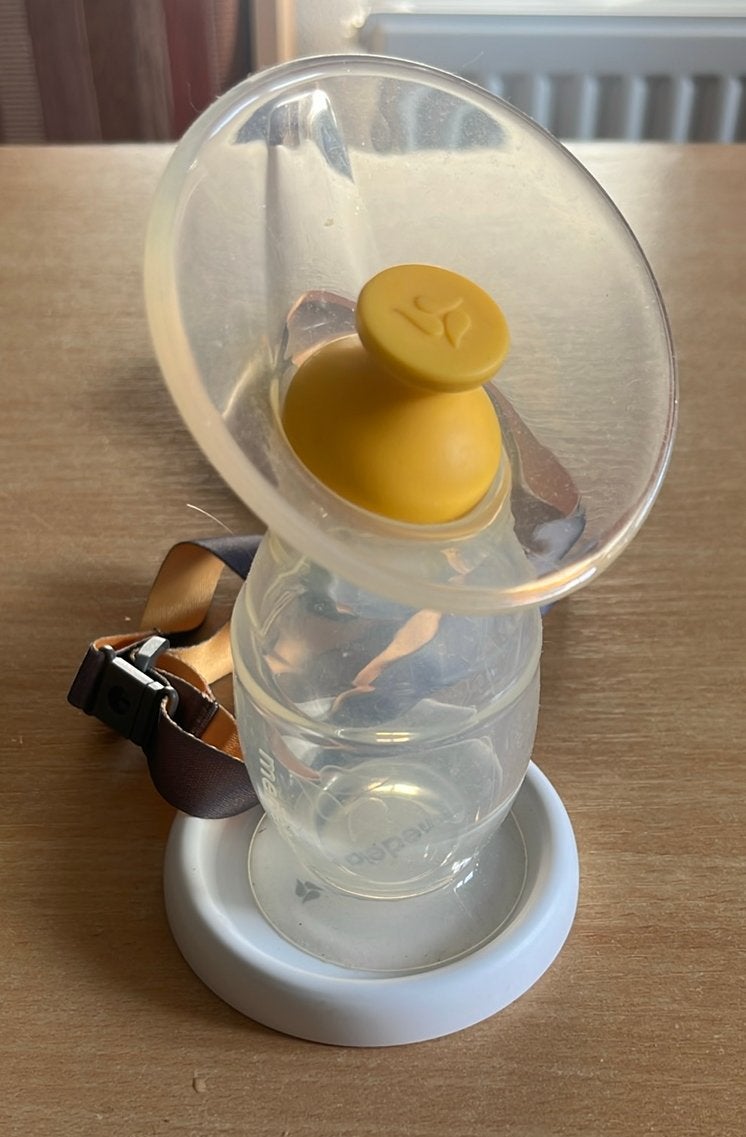 GRATIS Medela siliconen moedermelkcollector, Ophalen, Zo goed als nieuw