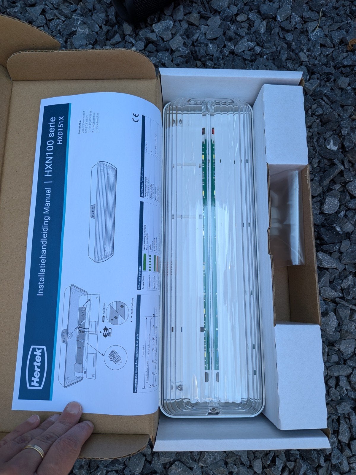 hertek noodverlichting, Ophalen of Verzenden, Nieuw, Minder dan 50 watt, Lamp met armatuur
