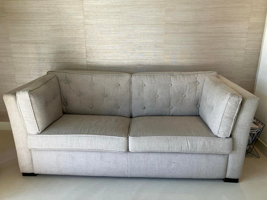 Comfortabele 2-zitsbank in neutrale stof, Huis en Inrichting, Banken | Bankstellen, Ophalen, Gebruikt, Tweepersoons, 75 tot 100 cm