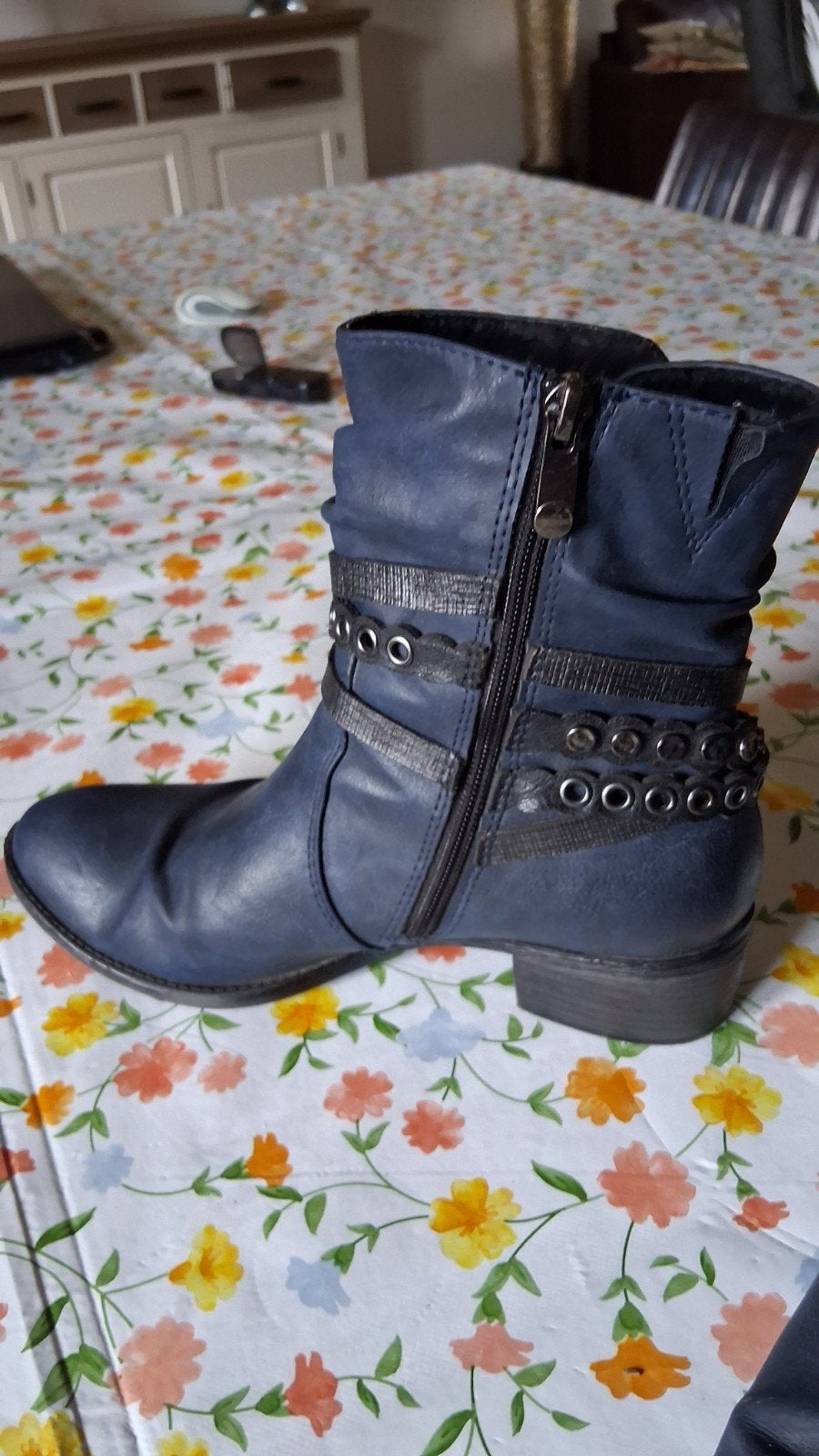 Stoere blauwe enkellaarsjes m 39 NOVA, Kleding | Dames, Schoenen, Blauw, Lage of Enkellaarzen, Nova, Ophalen of Verzenden