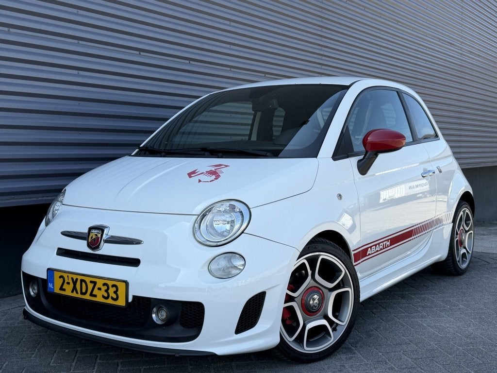Fiat 500 1.4-16V 135PK Abarth / Scuderia italia Edit / Inter, Auto's, Zwart, 4 cilinders, Wit, Bedrijf
