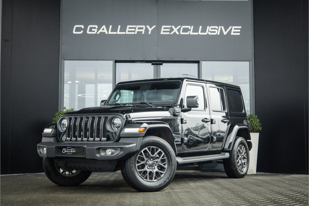 Jeep Wrangler Unlimited 4xe 380 Sahara - Camera | Stoel & St, Auto's, Jeep, Automaat, 4 cilinders, Cabriolet, Bedrijf