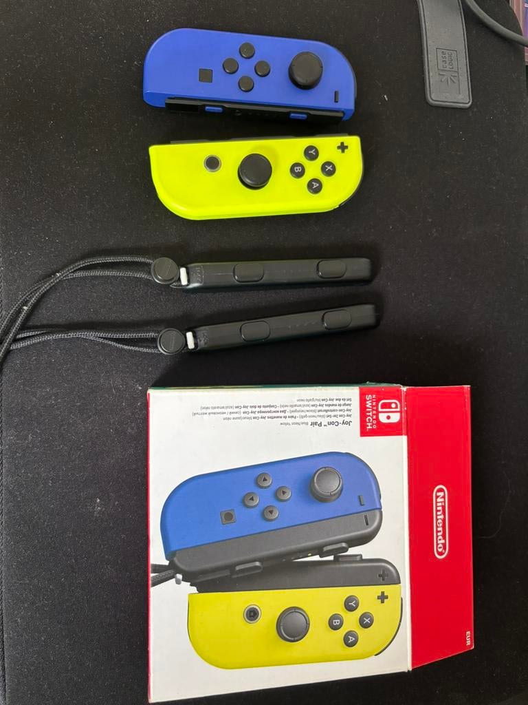 Nintendo switch joy controllers, Overige controllers, Ophalen of Verzenden, Zo goed als nieuw, Draadloos