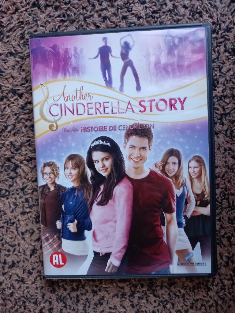 DVD Another Cinderella Story met Selena Gomez, Alle leeftijden, Ophalen of Verzenden, Zo goed als nieuw, Romantische komedie