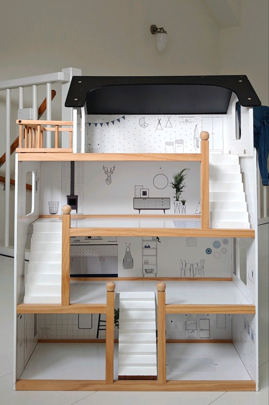 Petite Amelie Poppenhuis met Meubeltjes, Ophalen, Gebruikt, Poppenhuis