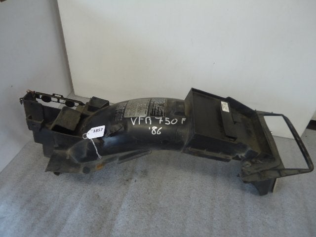 VFR750 1986 - 1989 Honda Batterijbak D1-11163, Motoren