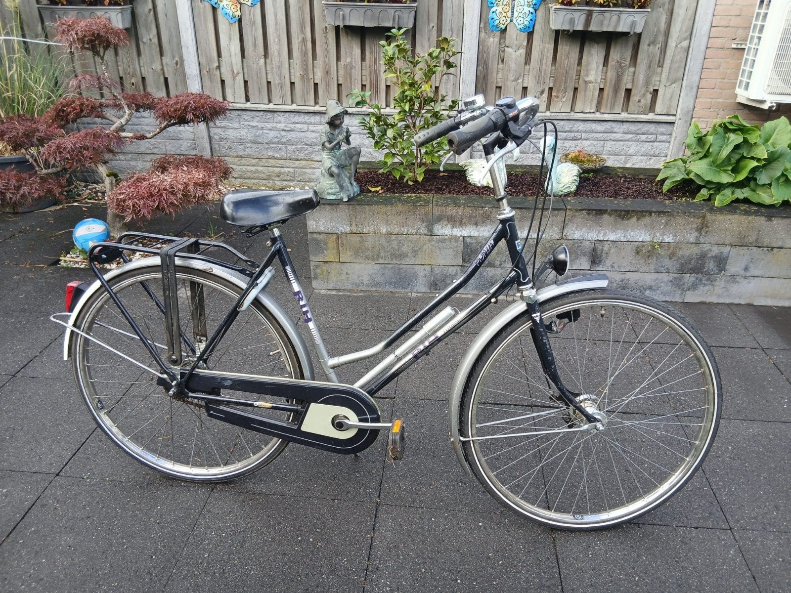 Degelijke damesfiets, Fietsen en Brommers, Overige merken, Terugtraprem, Versnellingen, Ophalen of Verzenden
