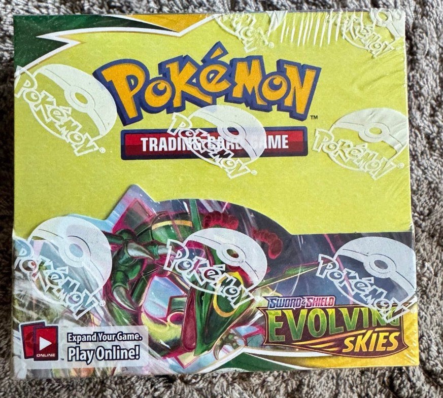 Pokemon - Evolving Skies Boosterbox (sealed), Ophalen of Verzenden, Nieuw, Boosterbox