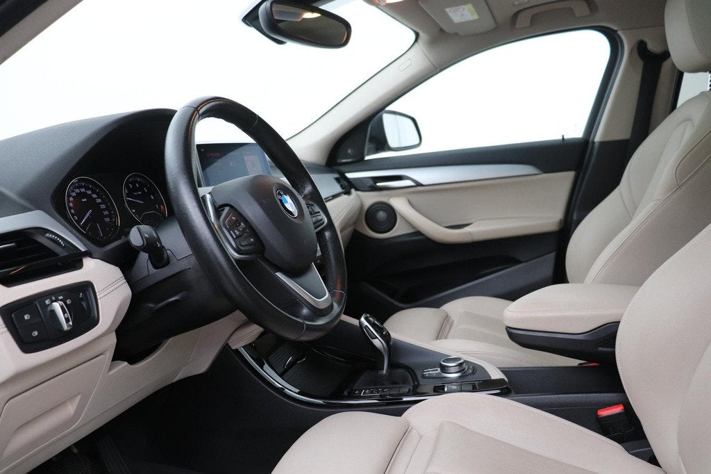 BMW X2 sDrive18i High Executive | Automaat | Panoramadak | L, Auto's, BMW, X2, Gebruikt, Euro 6, Bruin