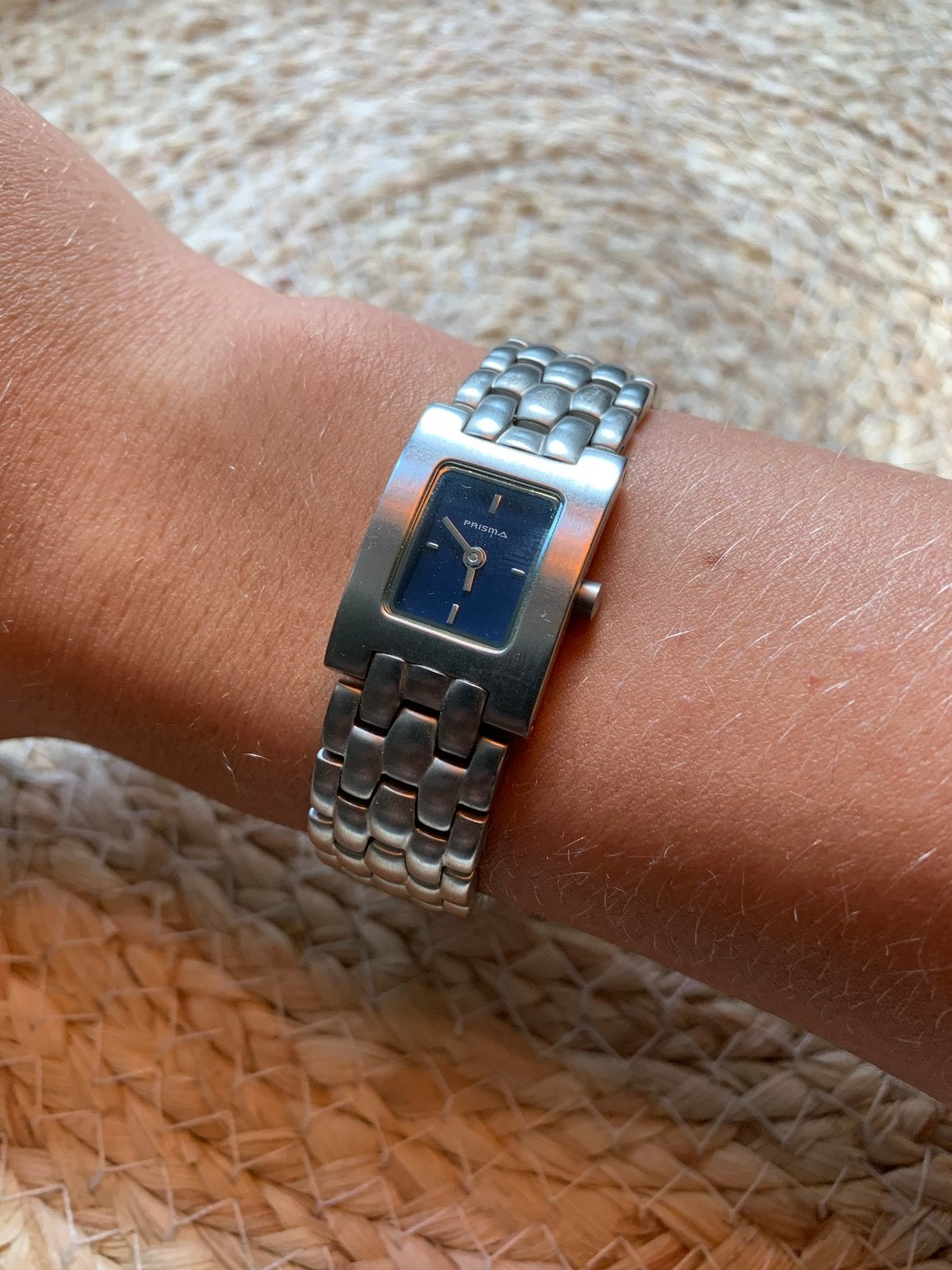 Mooi Prisma horloge met nieuwe batterij - per stuk of set, Overige merken, Gebruikt, Staal, Polshorloge