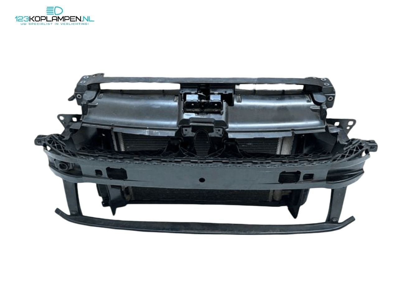 VW Volkswagen Passat B8 2.0 TDI voorfront bumperbalk koelerp, Auto-onderdelen, Ophalen, Gebruikt, -, Volkswagen