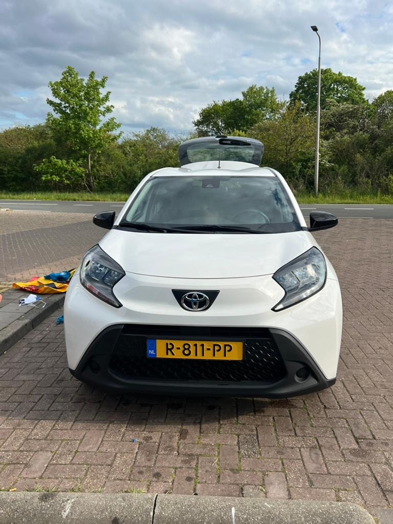 Toyota Aygo X 1.0 Vvt-i MT 72pk 2022 Wit, Voorwielaandrijving, 31 €/maand, 4 stoelen, Wit