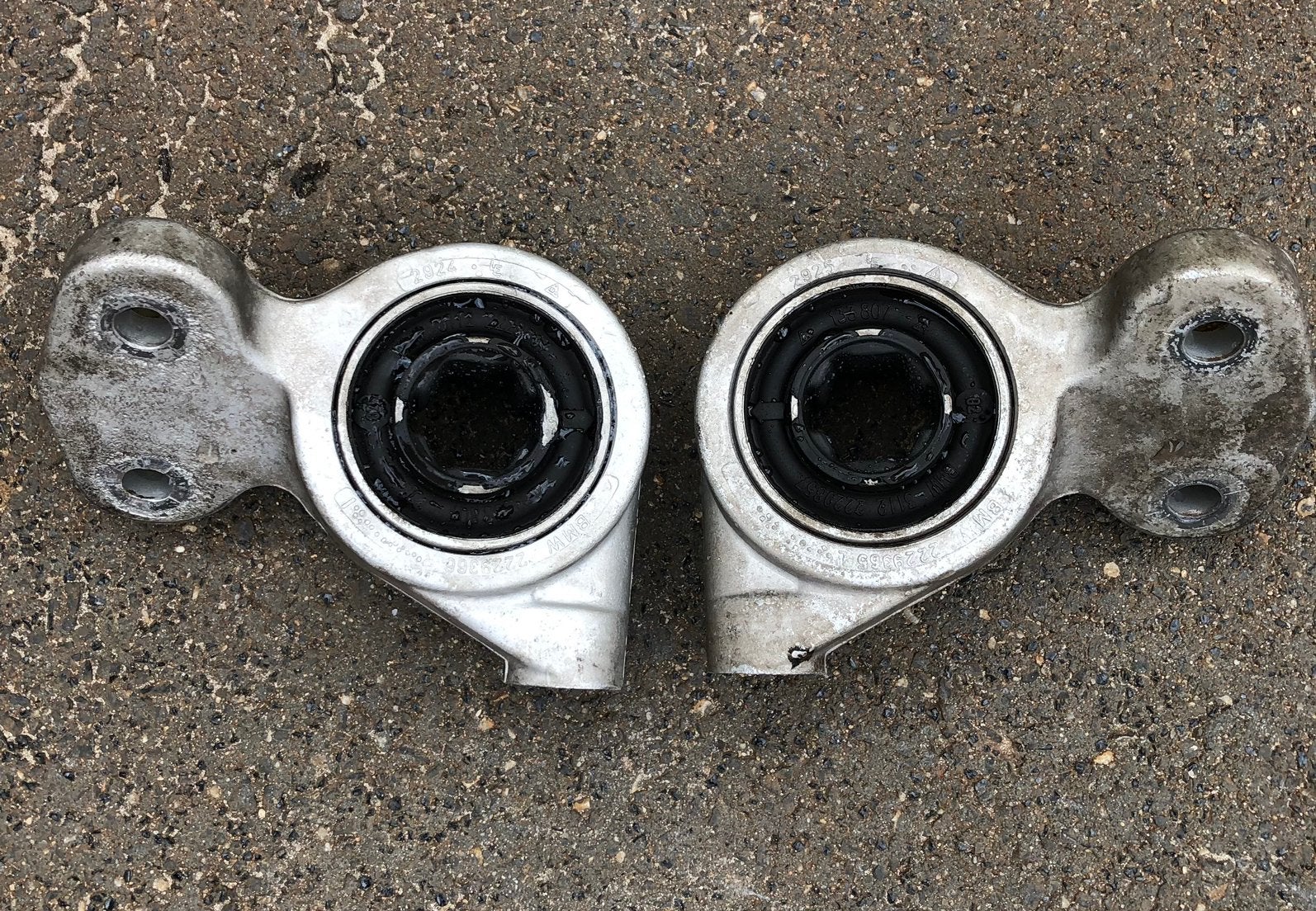 BMW E46 M3 draagarmrubbers en bodemplaat, Auto-onderdelen, Ophalen, Nieuw, BMW