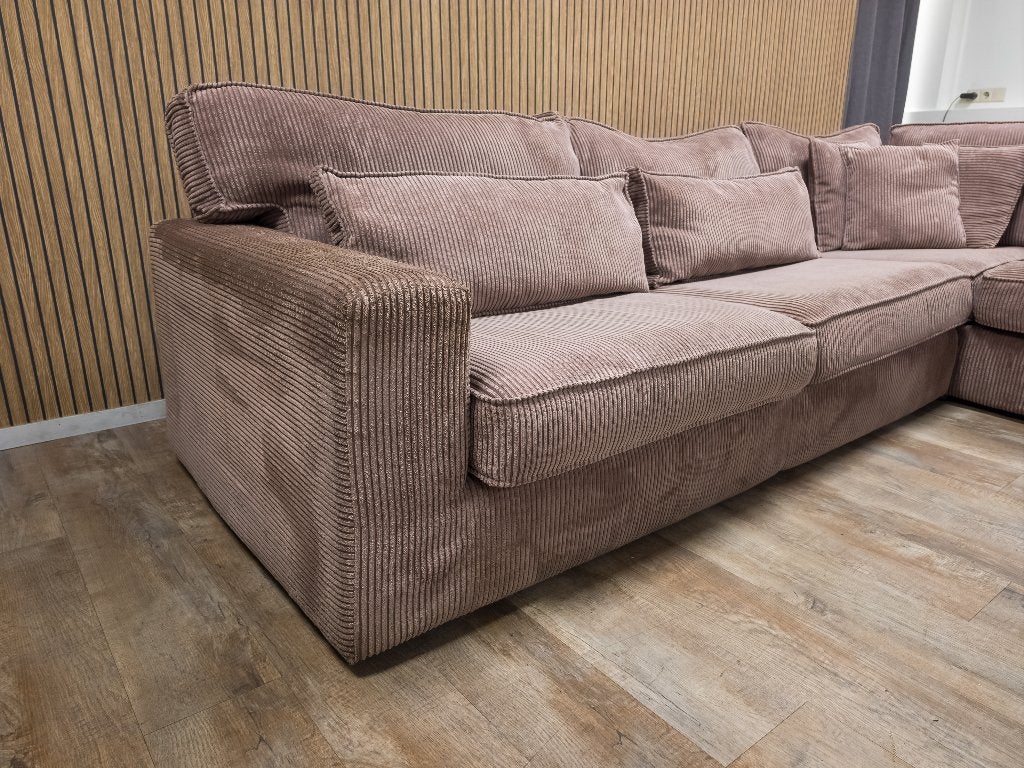 Zeer Mooi Groot Roze RIBSTOF Hoekbank, Info@banxtel.nl, 3194DC, Gebruikt, Overige maten