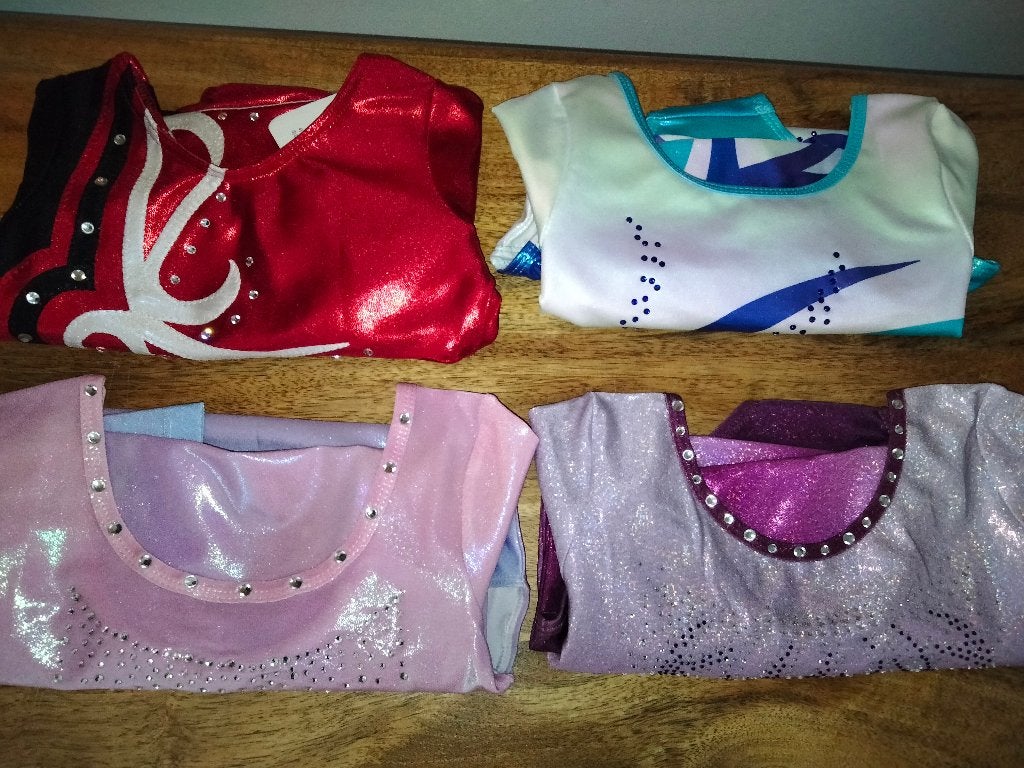 Turnpakje/turnpakjes maat 128 SALE nu 12,50 per setje, Kindermaat 122 t/m 140, Ophalen of Verzenden, Nieuw, Turnpak(je)