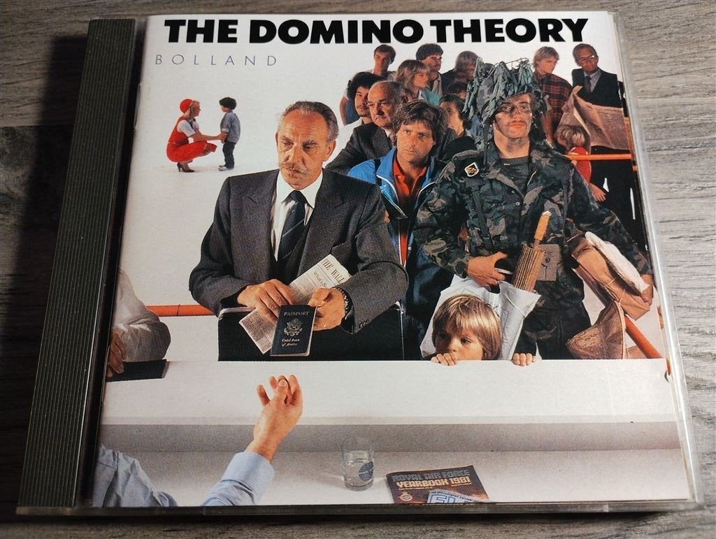 Bolland - The Domino Theory [1998], Cd's en Dvd's, Ophalen of Verzenden, Zo goed als nieuw, New wave