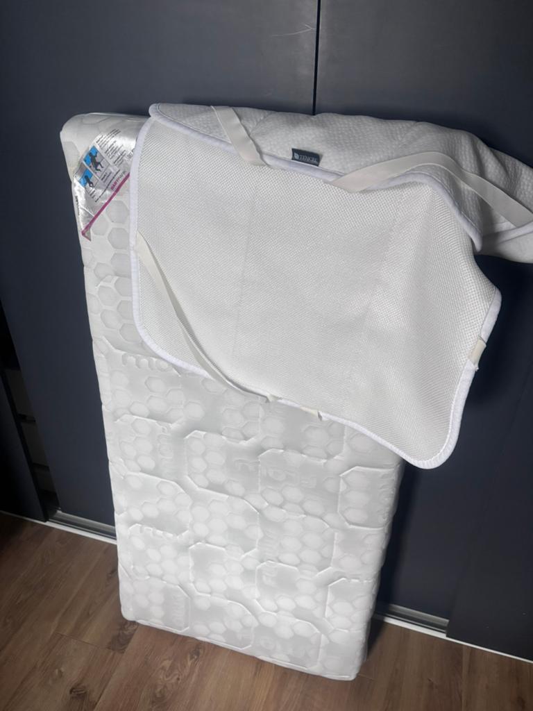 Babypark matras 140x70, Ophalen, 190 cm of minder, Zo goed als nieuw, Matras