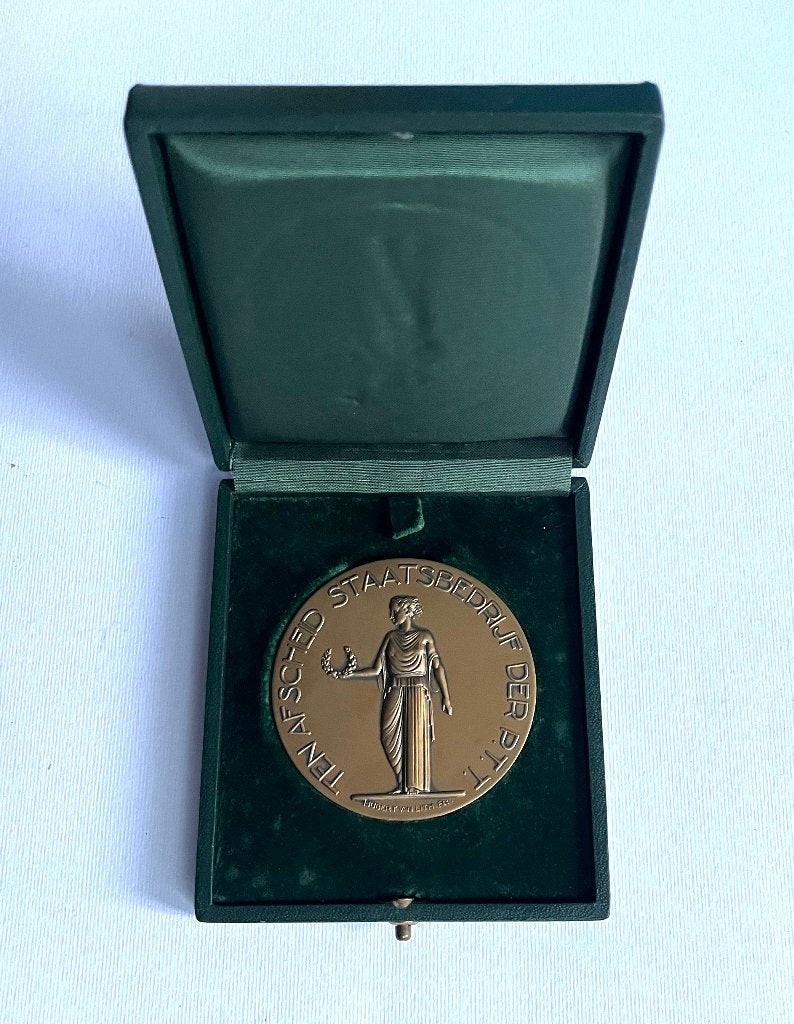 Afscheidspenning van het Staatsbedrijf der P.T.T. 1920-1968, Postzegels en Munten, Ophalen of Verzenden, Brons, Nederland