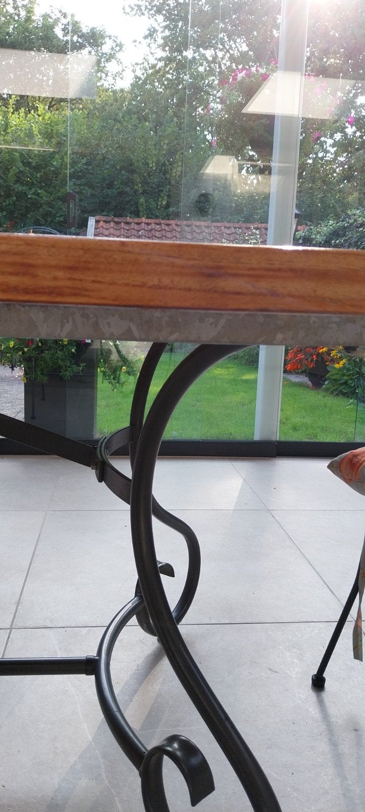 Zware tafel met hardhouten blad - 200x105x4 cm, Gebruikt, 100 tot 150 cm, 200 cm of meer, Vijf personen of meer