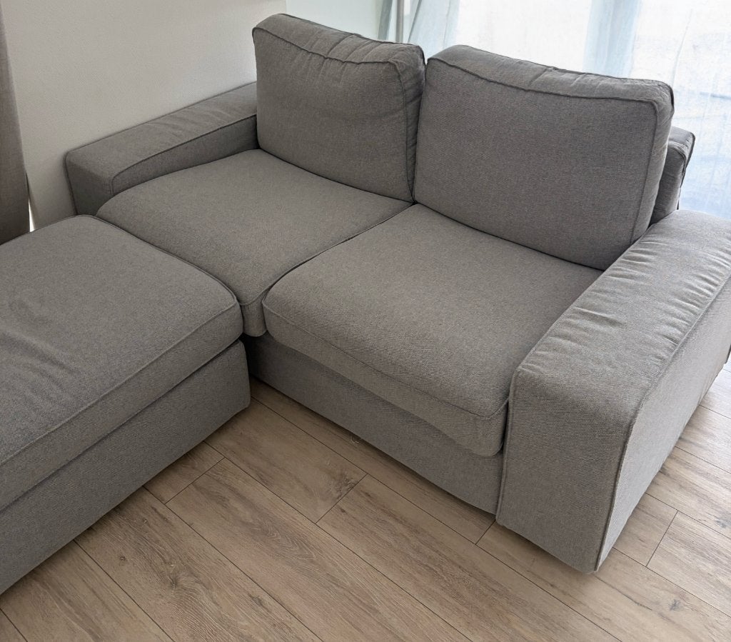 KIVIK bank 2-zits IKEA + Voetenbank/hocker (+ opbergruimte), Huis en Inrichting, Banken | Bankstellen, Ophalen, IKEA, moderne style