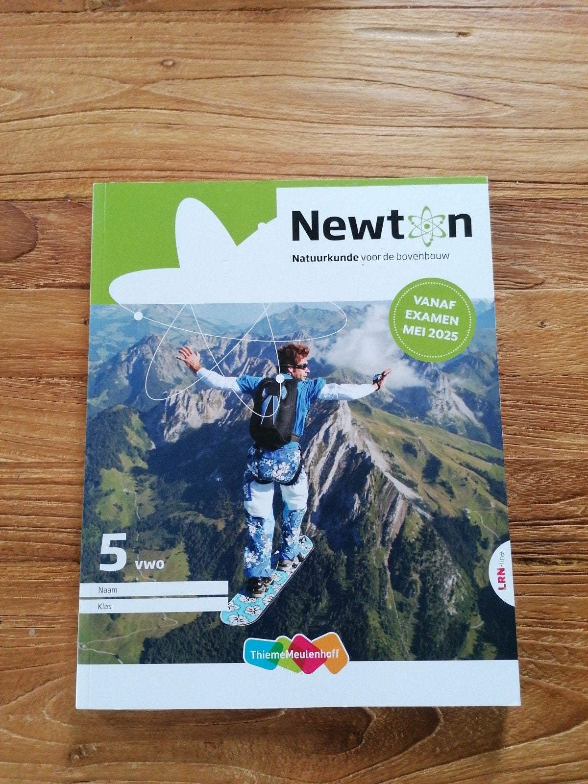 Newton Natuurkunde 5 VWO (Vanaf Examen Mei 2025) - Z.G.A.N., Boeken, Ophalen of Verzenden, Zo goed als nieuw, VWO, Natuurkunde