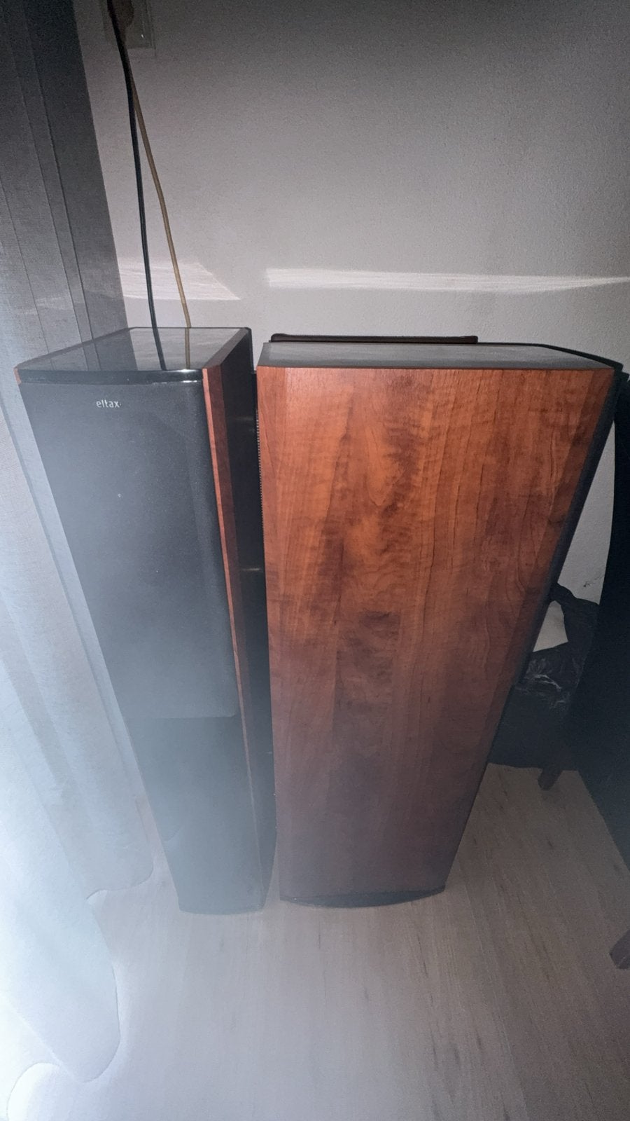Eltax shine 8 speakers, Zo goed als nieuw, 120 watt of meer, Front, Rear of Stereo speakers, Ophalen