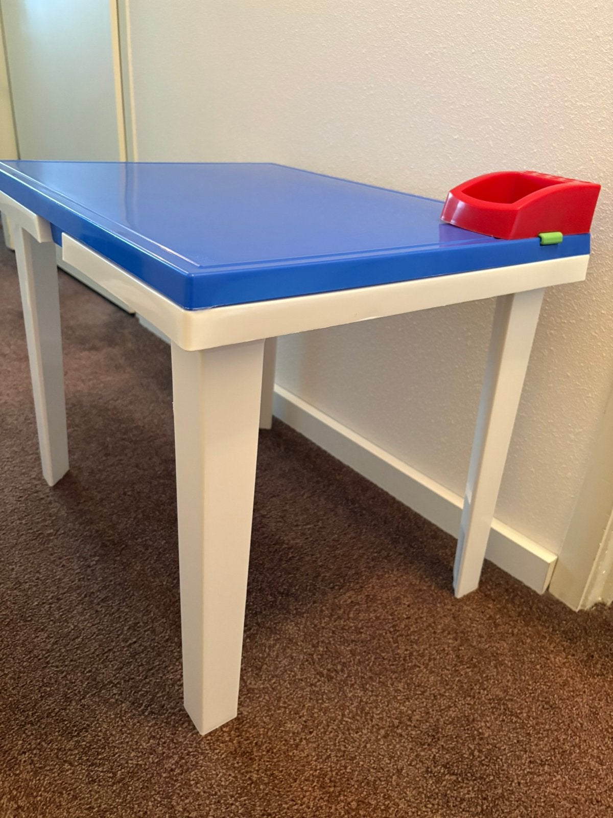 Nardi kindertekentafel met een ingebouwd opbergvak, Ophalen, Zo goed als nieuw
