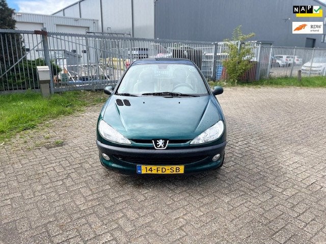 Peugeot 206 1.6 Roland Garros Panorama Dak !, Auto's, 4 cilinders, Automatische klimaatregeling, Bedrijf, Handgeschakeld
