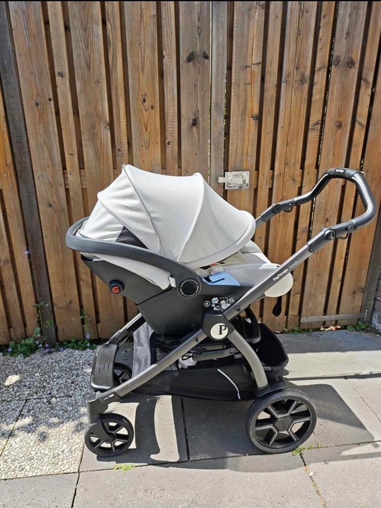 Peg Perego 3-in-1 kinderwagen met autostoel en reiswieg, Kinderen en Baby's, Kinderwagens en Combinaties, Overige merken, Gebruikt
