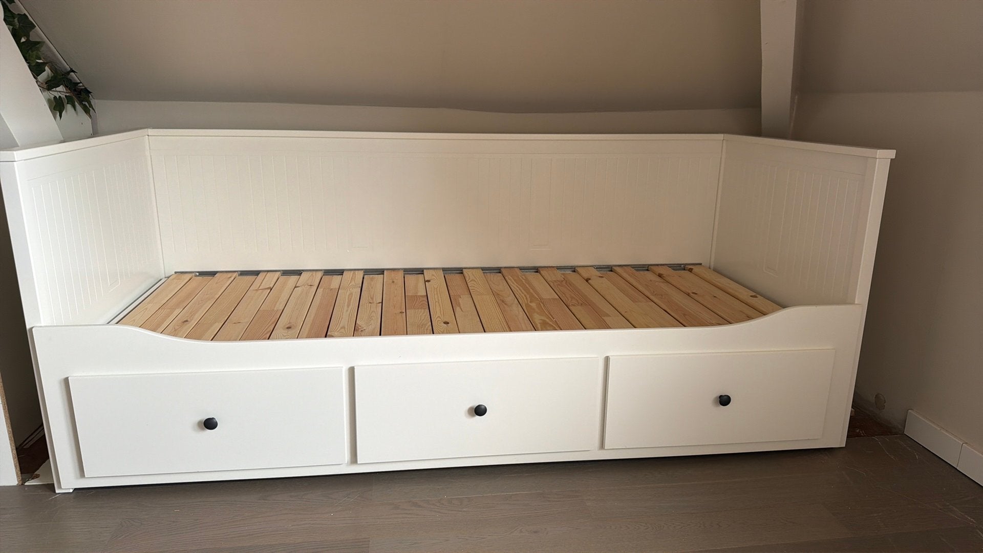 Ikea Hemnes bedbank met 3 lades 80x200, Huis en Inrichting, Ophalen, Gebruikt, Wit, Tweepersoons