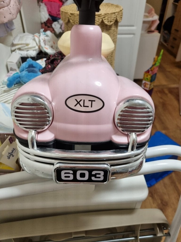 Loopauto roze met geluid, Ophalen of Verzenden, Zo goed als nieuw, Loopvoertuig